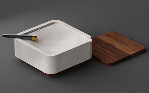 Ash ashtray