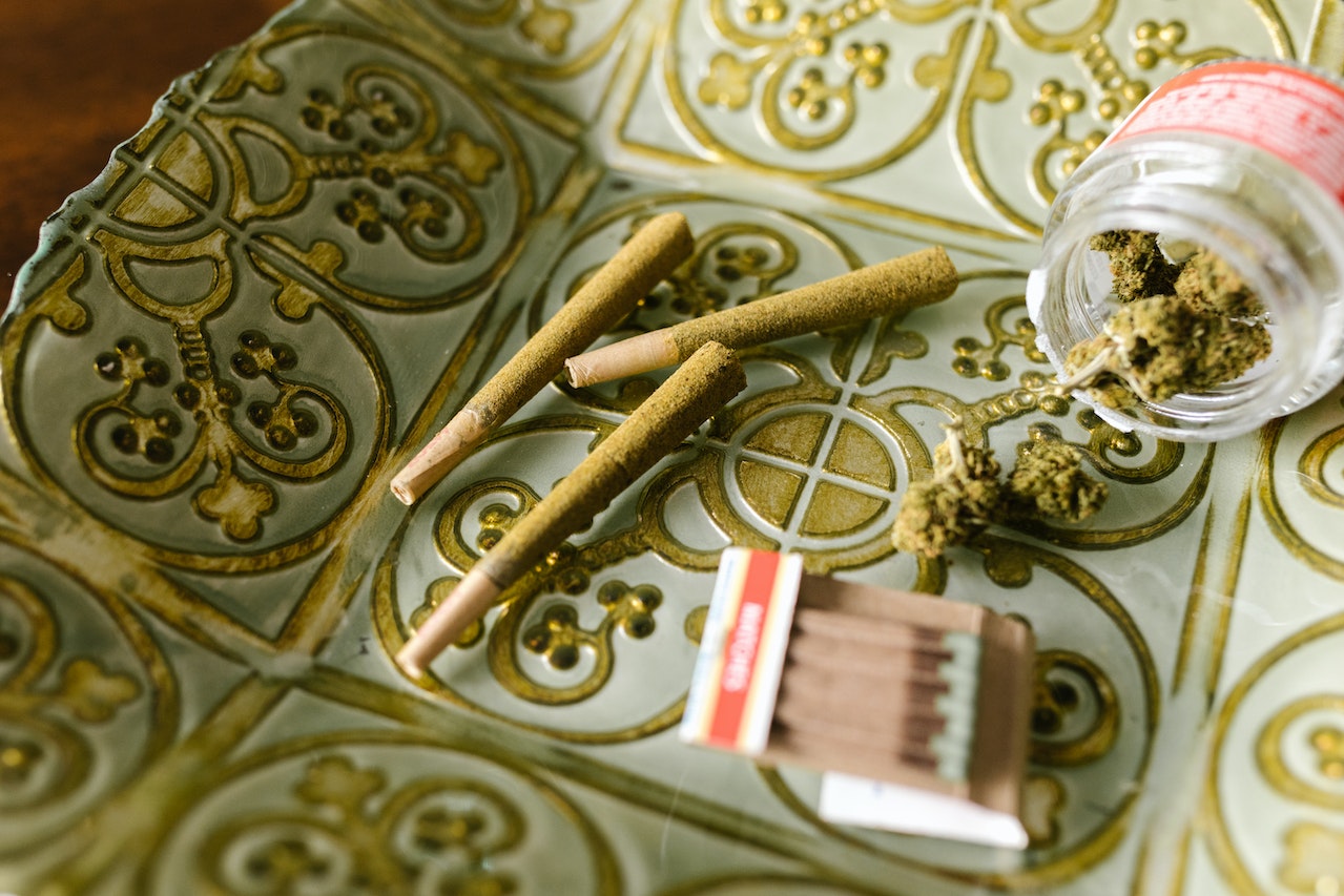 Luxury Cannabis Smoking Accessories to Elevate Your Sesh